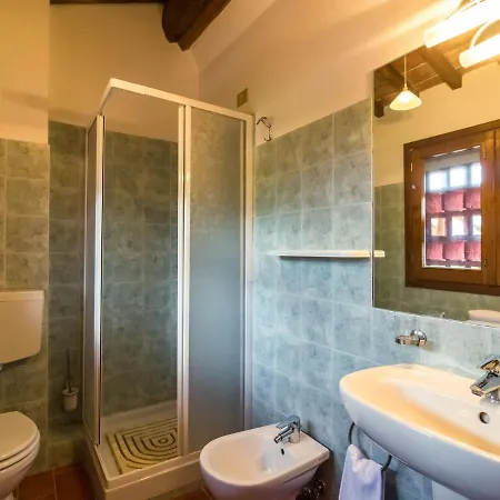 Ferienhaus Scenic Mansion In With Private Terrace Pian di Scò