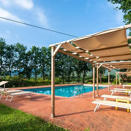 Scenic Mansion In With Private Terrace Ferienhaus Pian di Scò