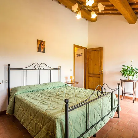 Ferienhaus Scenic Mansion In With Private Terrace Pian di Scò